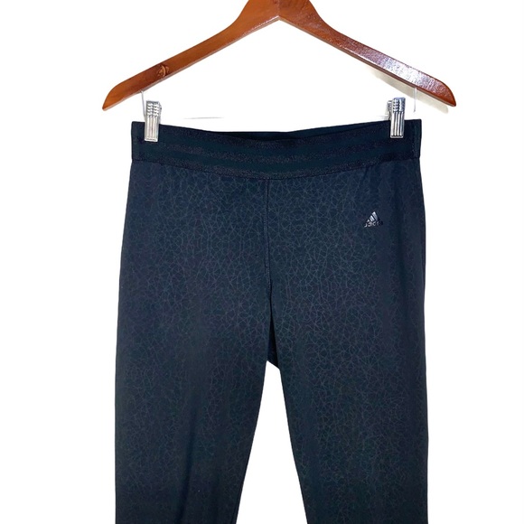 Adidas Geometric Black Jacquard Print Leggings - Picture 3 of 4